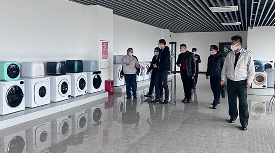 分享交流！鶴山市領(lǐng)導(dǎo)以及書(shū)記一同到訪金環(huán)電器