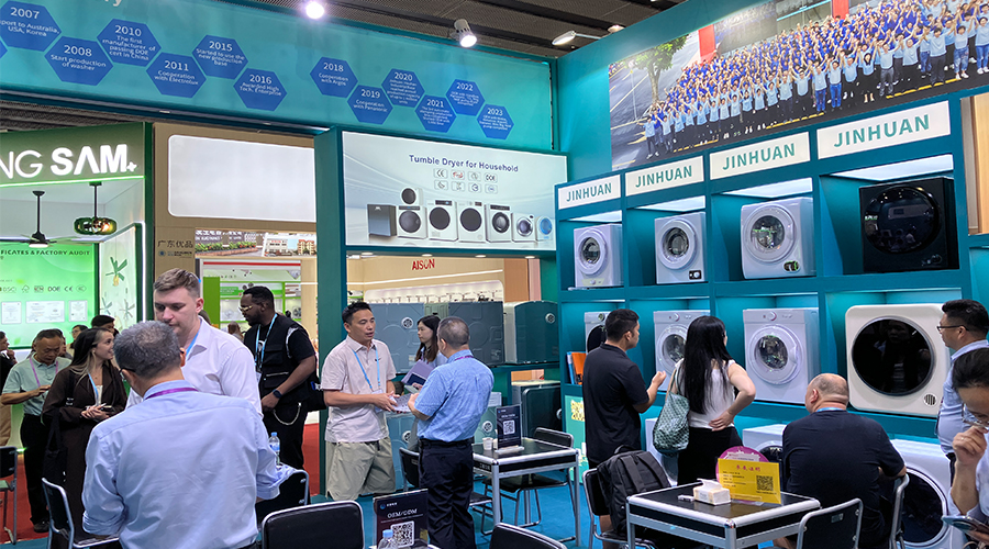 廣交會新老朋友齊聚，金環(huán)電器展位人氣旺