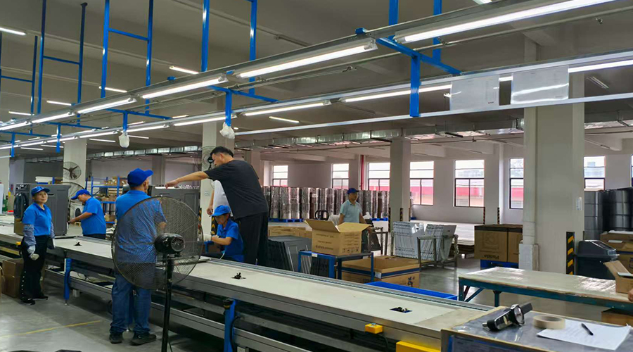 巴西客戶到訪金環(huán)電器，洽談熱泵烘干機(jī)后續(xù)訂單