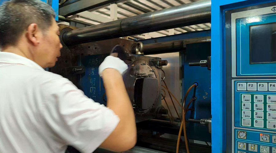 品質(zhì)鑄就信賴，服務(wù)成就卓越