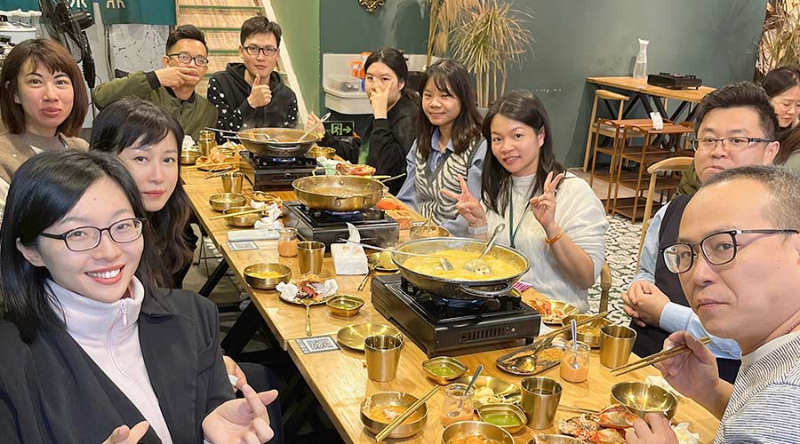 寒冬暖心！金環(huán)電器銷售部組織火鍋團(tuán)建沖刺2022